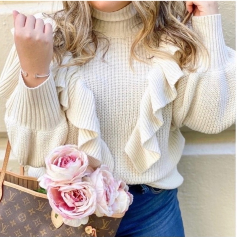 New Prologue Sweater, Pearl colour ,Size M - Picture 2 of 6
